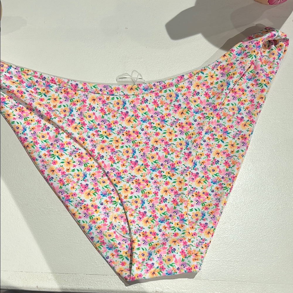 Kulani kini minimum full Bikini Bottom